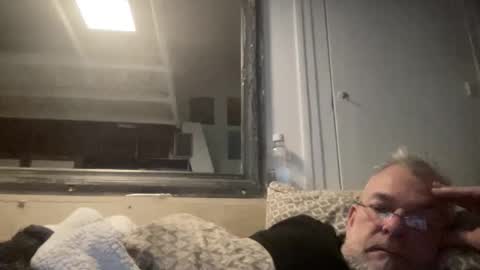 crapaud75018 online show from 1, 1, 2025