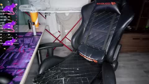 Snapshot of crash_test13 chatting on 3, 2, 2025 crash_test13 online show from 3, 2, 2025