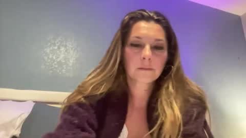 CraveUsXo online show from 15, 2, 2026