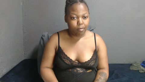 Snapshot of crazeass chatting on 19, 5, 2026 crazeass online show from 19, 5, 2026