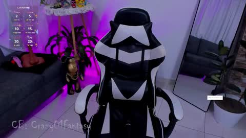 Laura  online show from 10, 2, 2025