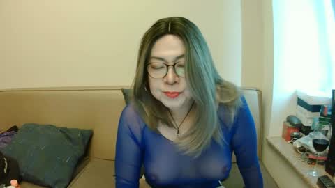 Kelly   online show from 27, 2, 2025