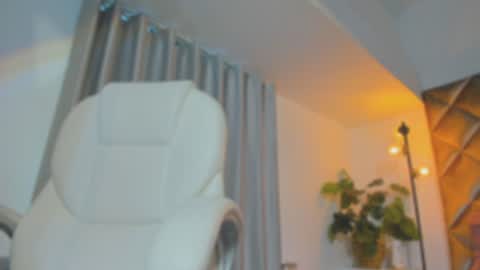 Snapshot of crazyorange4 chatting on 28, 6, 2026 You can ask online show from 28, 6, 2026