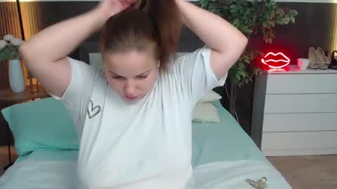 Snapshot of crazyy_girl_ chatting on 28, 7, 2026 Crazyy Girl online show from 28, 7, 2026