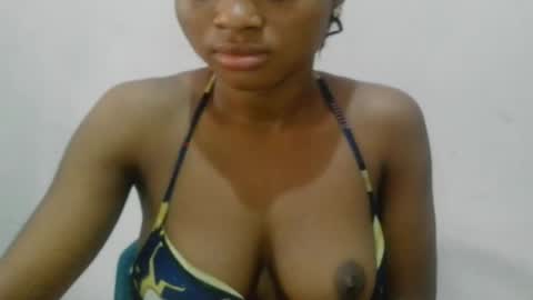Snapshot of creamy_babyx chatting on 18, 5, 2026 Creamy babyx online show from 18, 5, 2026