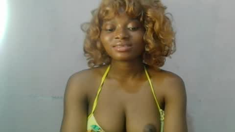 Snapshot of creamy_babyx chatting on 17, 6, 2026 Creamy babyx online show from 17, 6, 2026
