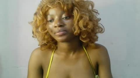 Snapshot of creamy_babyx chatting on 20, 6, 2026 Creamy babyx online show from 20, 6, 2026
