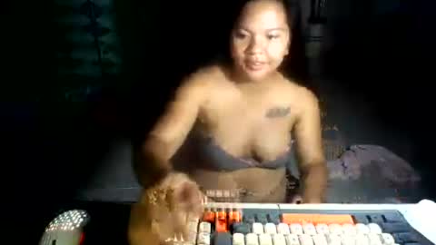 Snapshot of creamy_cunt4uxx chatting on 18, 7, 2026 my pussy always wet online show from 18, 7, 2026