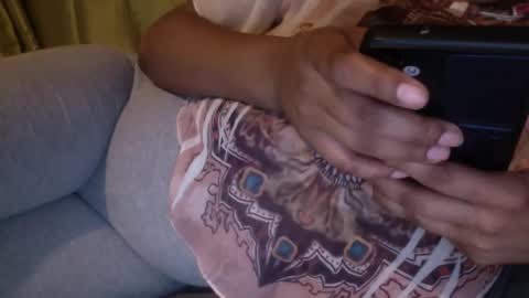 Snapshot of creamycocobabe chatting on 4, 3, 2025 CreamyCocoBabe online show from 4, 3, 2025