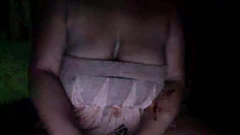 Snapshot of creamycocobabe chatting on 11, 1, 2026 CreamyCocoBabe online show from 11, 1, 2026