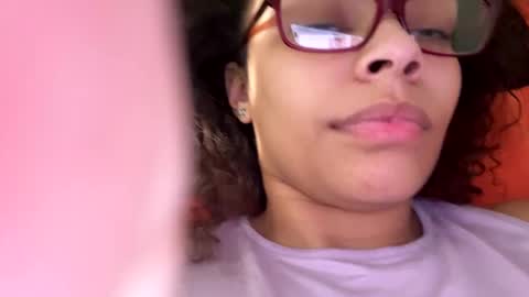 Snapshot of creamymarie chatting on 4, 12, 2024 creamymarie online show from 4, 12, 2024