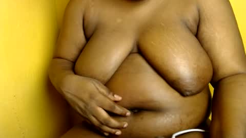 Snapshot of creamyposh1 chatting on 17, 6, 2026 creamyposh1 online show from 17, 6, 2026