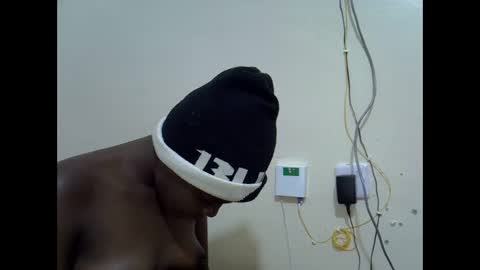 Snapshot of creamyypussyy chatting on 5, 10, 2025 creamyypussyy online show from 5, 10, 2025