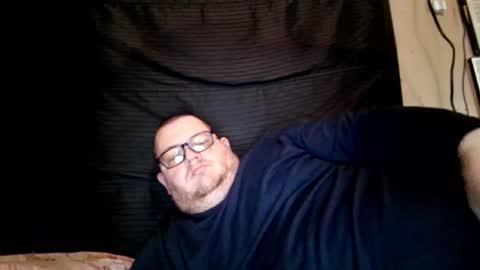 Snapshot of creeeping_death chatting on 10, 12, 2024 The hopeless romantic online show from 10, 12, 2024