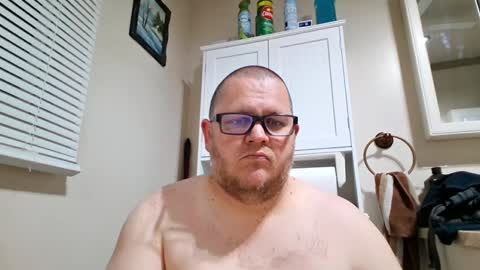 Snapshot of creeeping_death chatting on 23, 1, 2025 The hopeless romantic online show from 23, 1, 2025