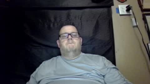 Snapshot of creeeping_death chatting on 27, 2, 2025 The hopeless romantic online show from 27, 2, 2025