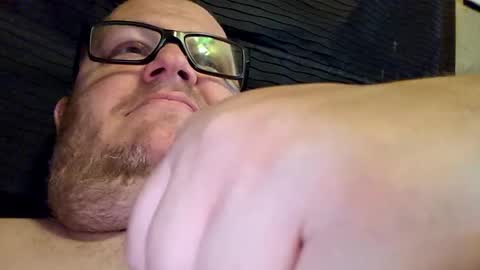 Snapshot of creeeping_death chatting on 2, 3, 2025 The hopeless romantic online show from 2, 3, 2025