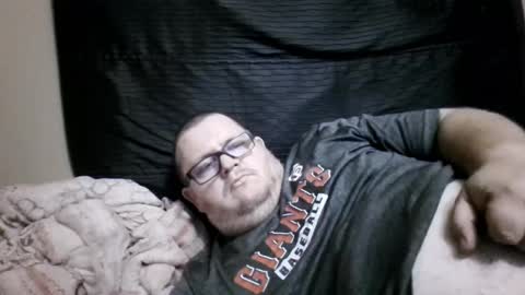 Snapshot of creeeping_death chatting on 3, 3, 2025 The hopeless romantic online show from 3, 3, 2025