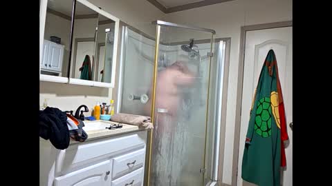 Snapshot of creeeping_death chatting on 1, 11, 2025 The hopeless romantic online show from 1, 11, 2025