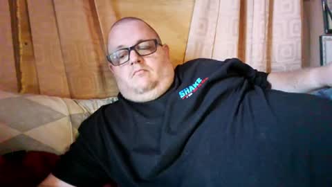 Snapshot of creeeping_death chatting on 28, 6, 2026 The hopeless romantic online show from 28, 6, 2026