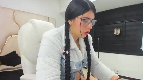 Snapshot of criistaal__ chatting on 7, 2, 2025 Criistaal   online show from 7, 2, 2025