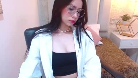 Cristall online show from 5, 3, 2026