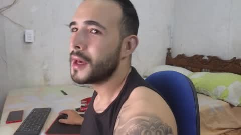 Snapshot of cris_simons chatting on 10, 12, 2024 cris_simons online show from 10, 12, 2024