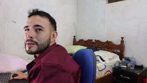 Snapshot of cris_simons chatting on 24, 12, 2024 cris_simons online show from 24, 12, 2024