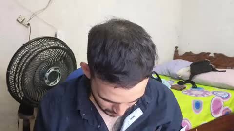 Snapshot of cris_simons chatting on 25, 2, 2025 cris_simons online show from 25, 2, 2025