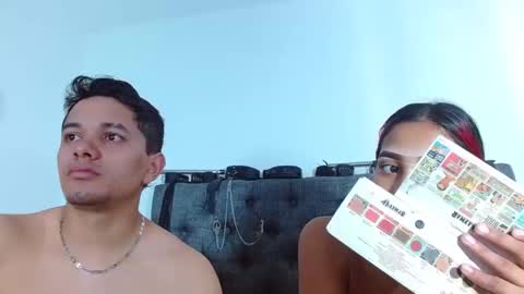 Snapshot of crisandmery chatting on 12, 3, 2025 CRISANDMERY online show from 12, 3, 2025