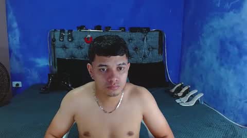 Snapshot of crisandmery chatting on 15, 9, 2025 CRISANDMERY online show from 15, 9, 2025