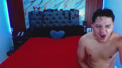 CRISANDMERY online show from 15, 3, 2026