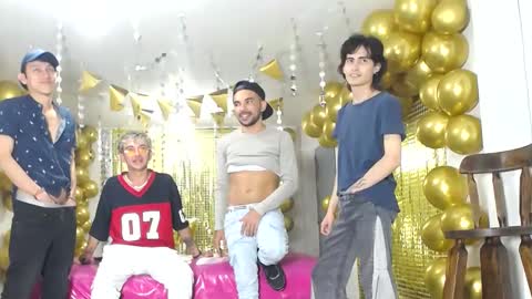 Snapshot of crismens chatting on 16, 12, 2024 crismens online show from 16, 12, 2024