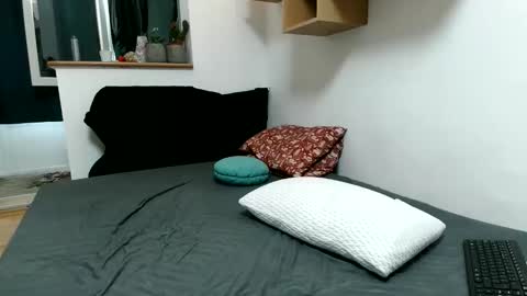 Snapshot of cristaelio chatting on 19, 4, 2026 Crista-Elio online show from 19, 4, 2026