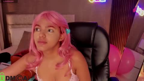 Snapshot of cristal__adams chatting on 18, 1, 2026 cristal__adams online show from 18, 1, 2026