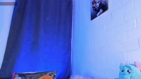 Snapshot of cristal_dark_ chatting on 21, 12, 2025 Cris online show from 21, 12, 2025