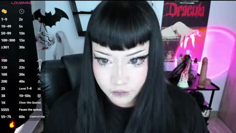 Snapshot of cristal_kosh chatting on 26, 5, 2026 Cris online show from 26, 5, 2026