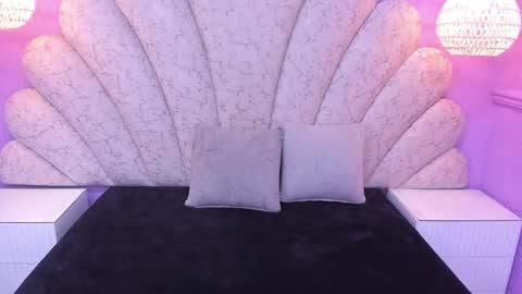 Cristal online show from 6, 2, 2025