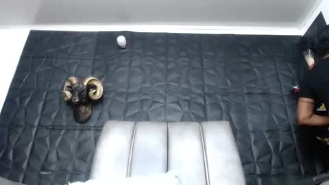 Hanna  online show from 9, 4, 2026