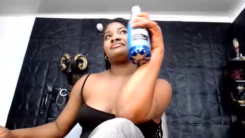 Snapshot of cristal_smith06 chatting on 22, 5, 2026 Hanna online show from 22, 5, 2026