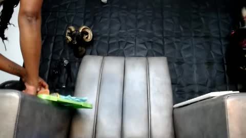 Snapshot of cristal_smith06 chatting on 29, 5, 2026 Hanna online show from 29, 5, 2026