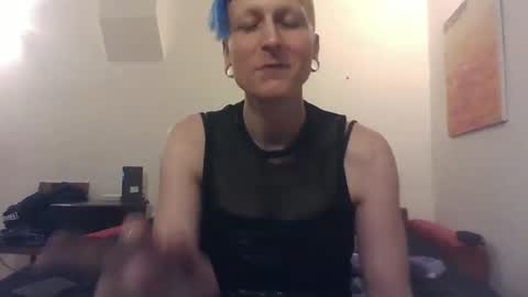 Snapshot of cristallenby chatting on 16, 1, 2025 Cristall online show from 16, 1, 2025