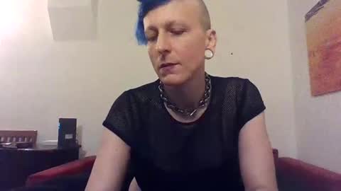 Snapshot of cristallenby chatting on 17, 1, 2025 Cristall online show from 17, 1, 2025