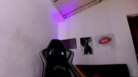 cristal miller online show from 27, 3, 2026