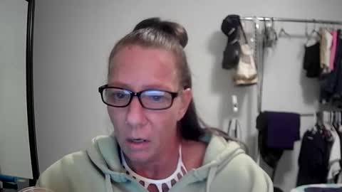 Snapshot of cristalmills069 chatting on 20, 6, 2026 Quartz online show from 20, 6, 2026