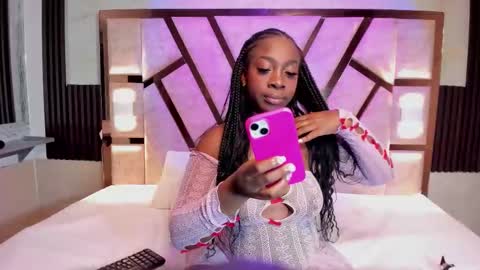 Snapshot of cristhinbrown chatting on 15, 1, 2026 cristin online show from 15, 1, 2026