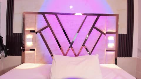 Snapshot of cristhinbrown chatting on 11, 2, 2026 cristin online show from 11, 2, 2026