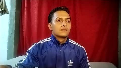 Snapshot of cristian_torres10 chatting on 4, 3, 2025 Cristian online show from 4, 3, 2025