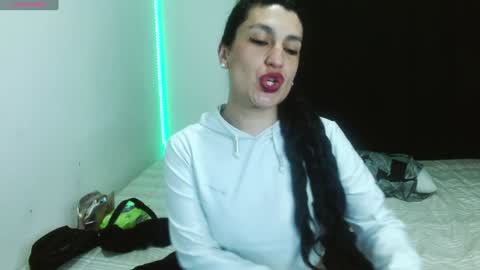 Snapshot of cristina_connor chatting on 7, 1, 2025 Cristina online show from 7, 1, 2025