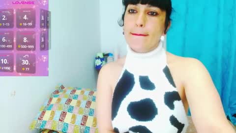 Snapshot of cristina_connor chatting on 9, 10, 2025 Cristina online show from 9, 10, 2025